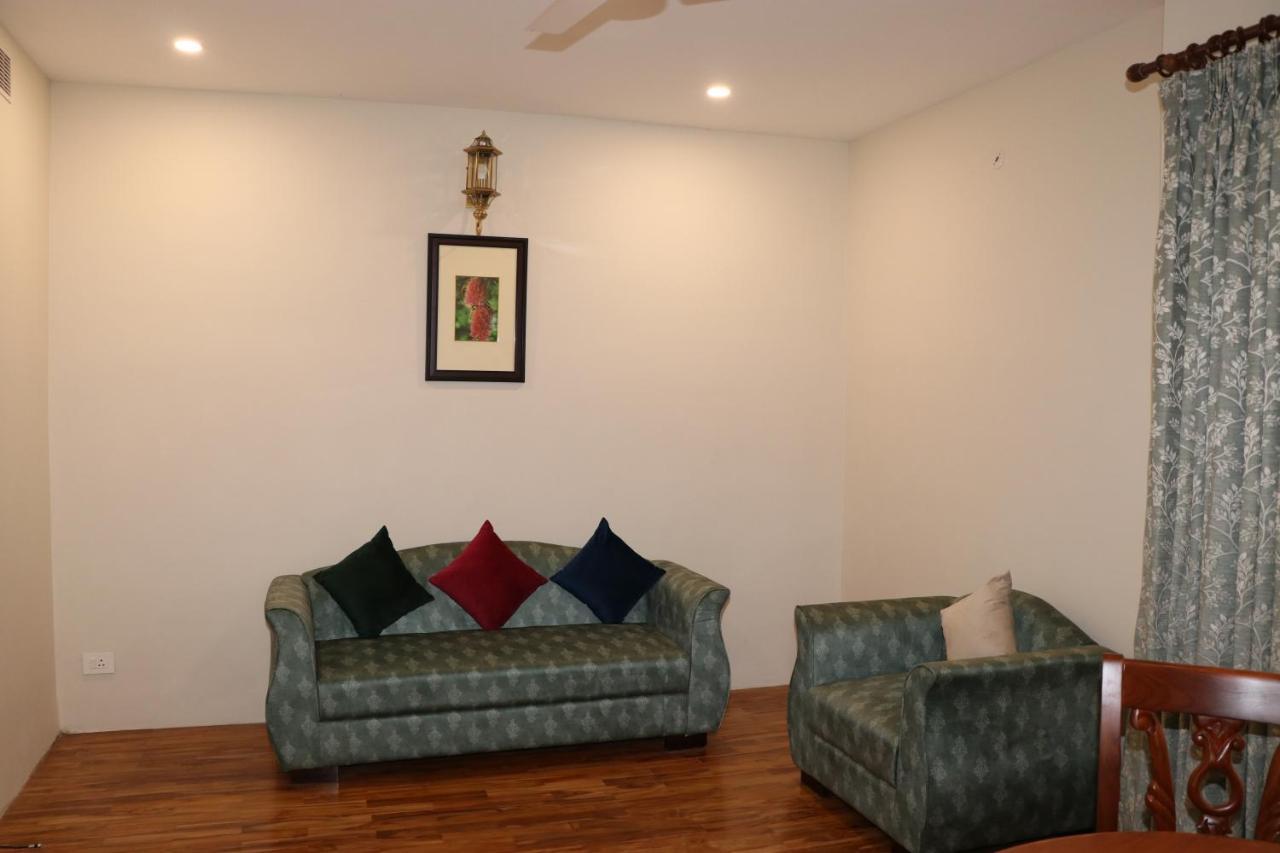 Royale De' Casa Resort Kaziranga Bagian luar foto
