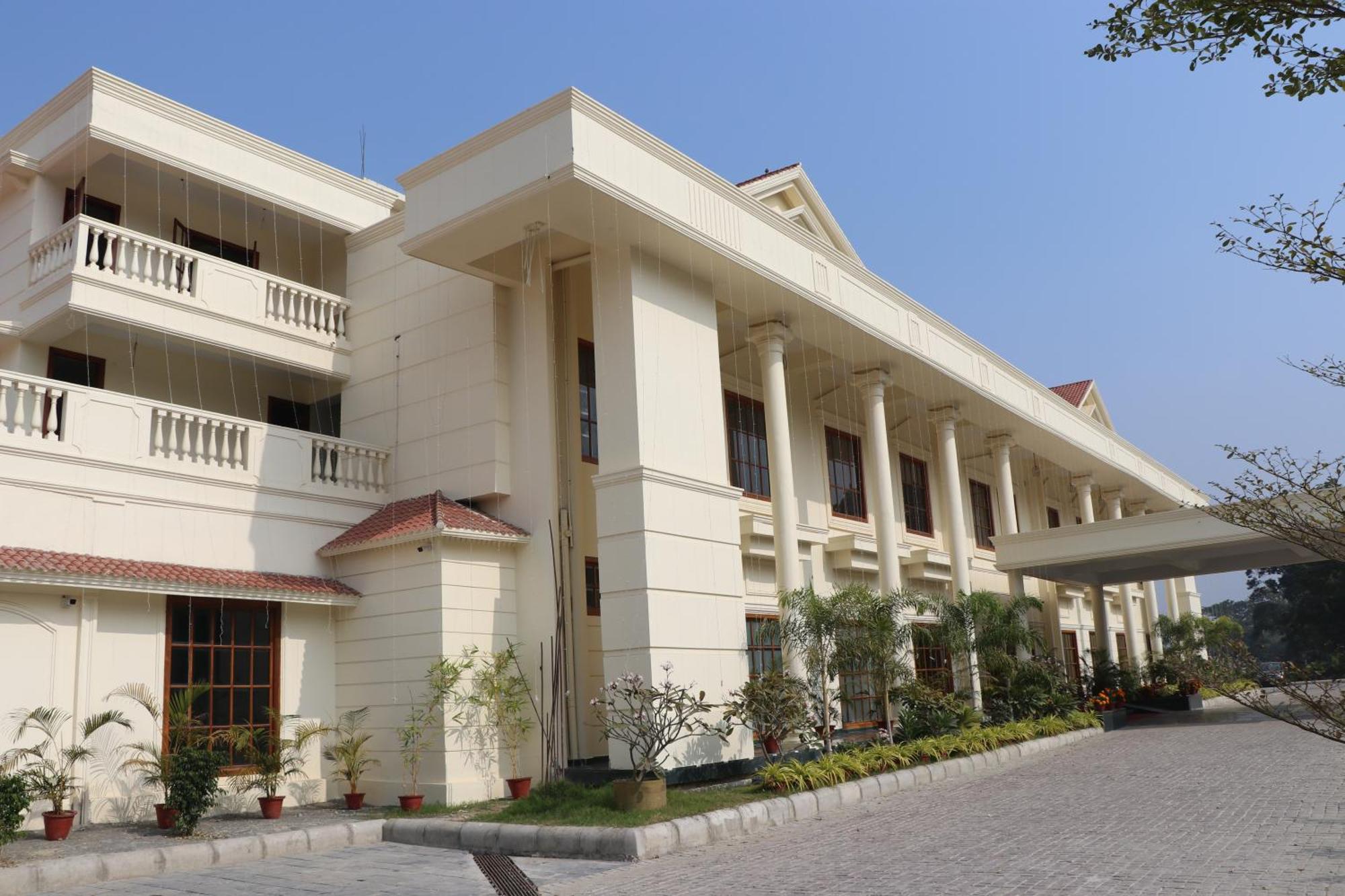 Royale De' Casa Resort Kaziranga Bagian luar foto