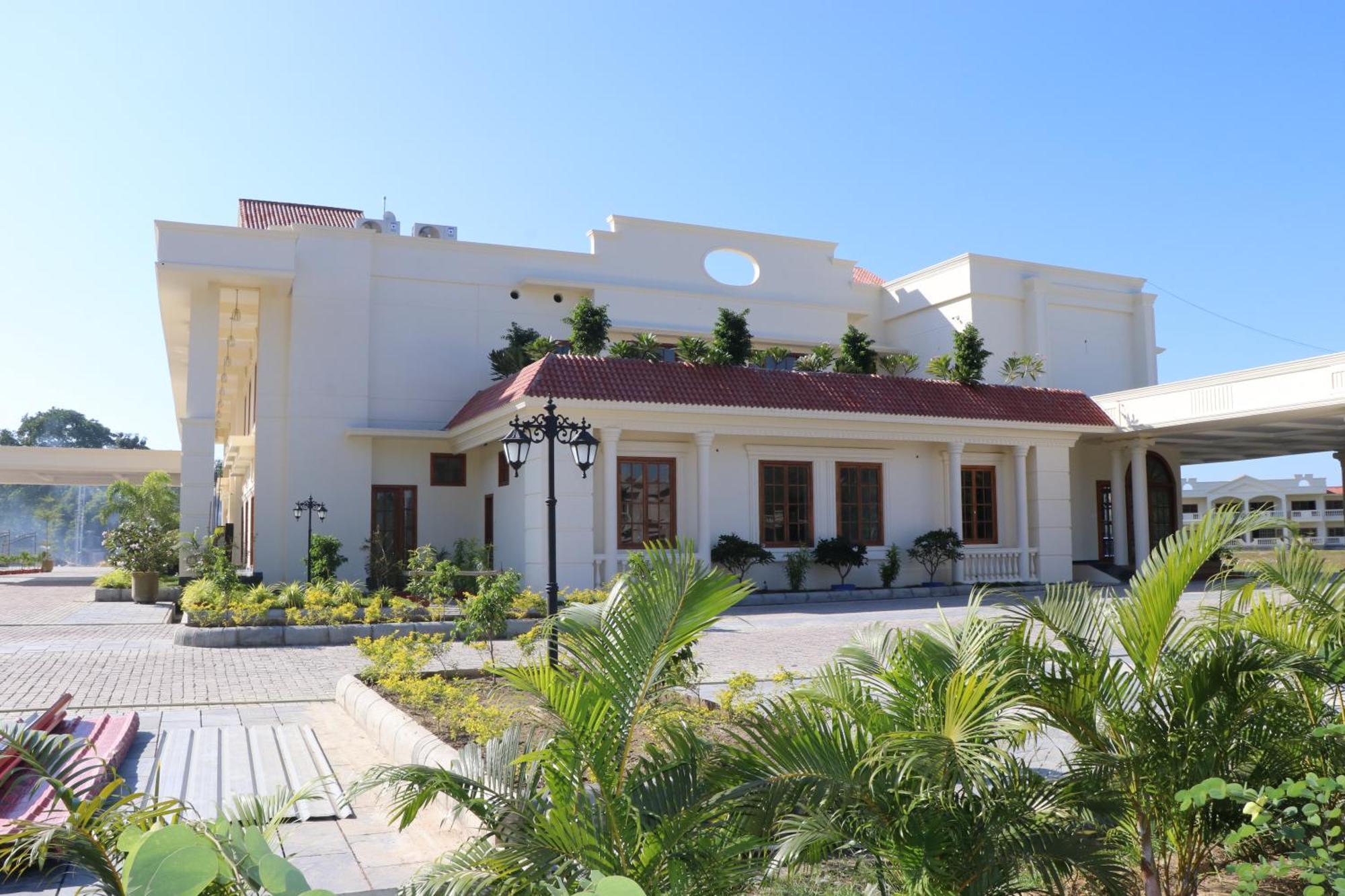 Royale De' Casa Resort Kaziranga Bagian luar foto