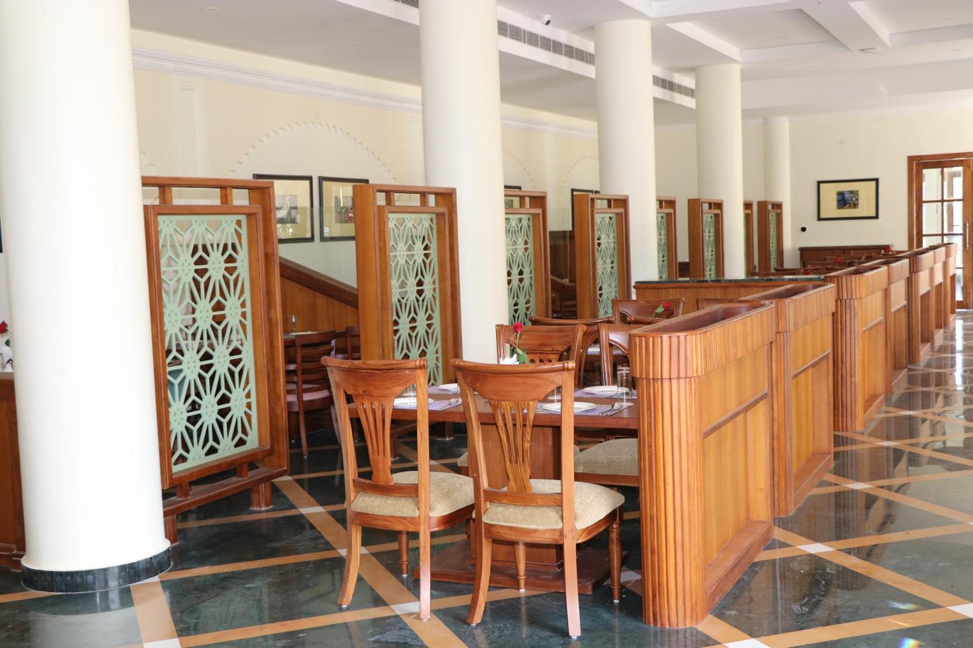 Royale De' Casa Resort Kaziranga Bagian luar foto