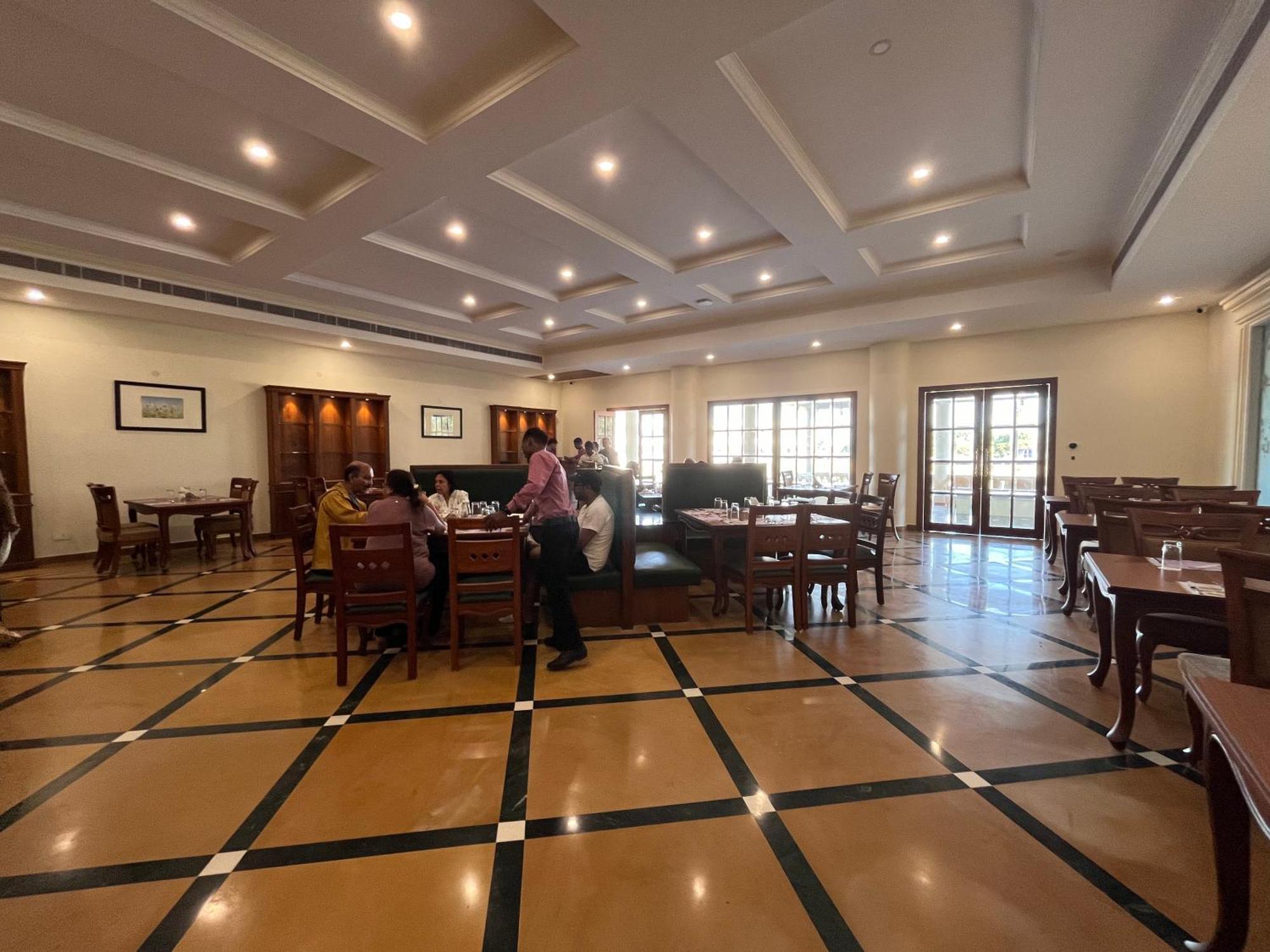 Royale De' Casa Resort Kaziranga Bagian luar foto