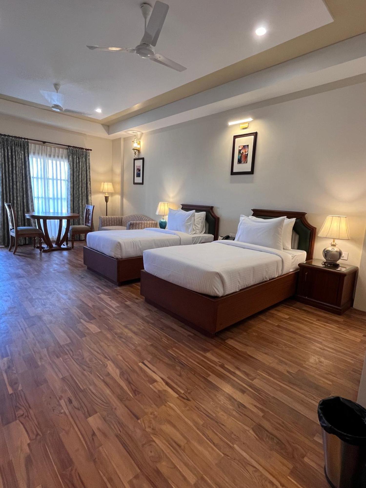 Royale De' Casa Resort Kaziranga Bagian luar foto